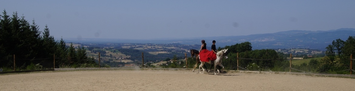 Ferme Equestre et Pédagogique de Chantaigut (centre équestre - poney club) gîtes Auvergne, Puy de dôme, Livradois-Forez, à proximité de Courpière, Cunlhat, Domaize, Saint Dier d'Auvergne, Tours-sur-Meymont, Billom, Ambert, Thiers.